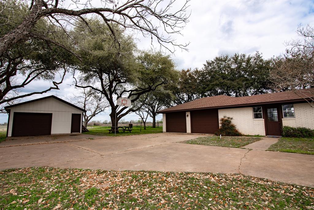 4779 Mixville Road, Sealy, Texas image 44