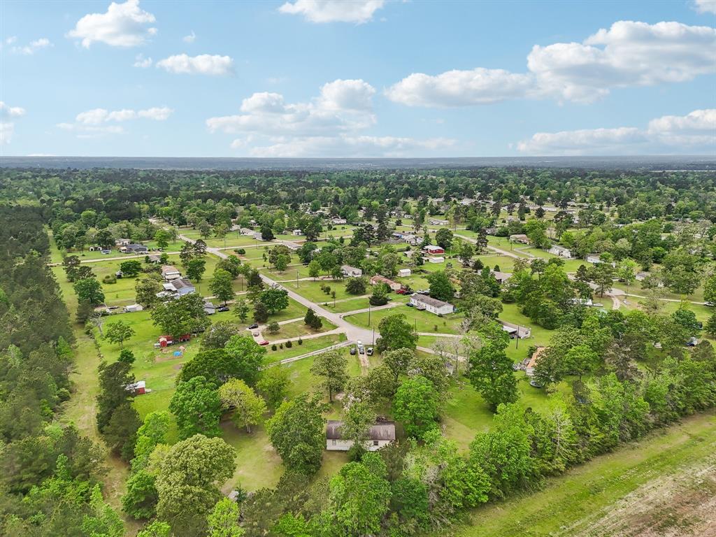 11754 E Old Oak Trail, Willis, Texas image 39