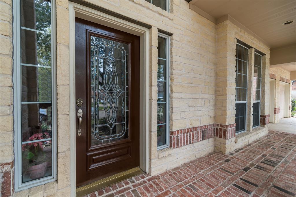 2911 Samantha Cove Court
