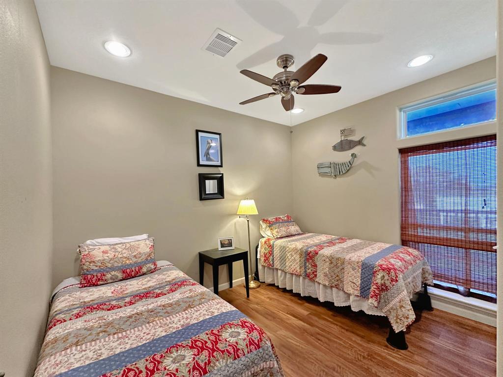 126 Linda Street, Anahuac, Texas image 37
