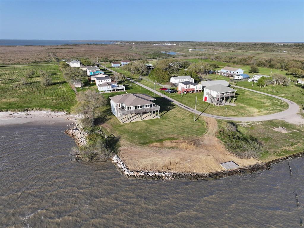126 Linda Street, Anahuac, Texas image 12