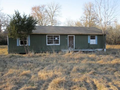 Single Family Residence in Bedias TX 25975 Cemetery Road.jpg