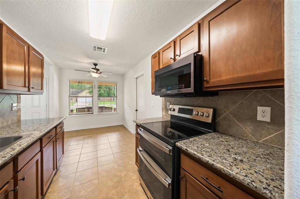 10621 Royal Adrian