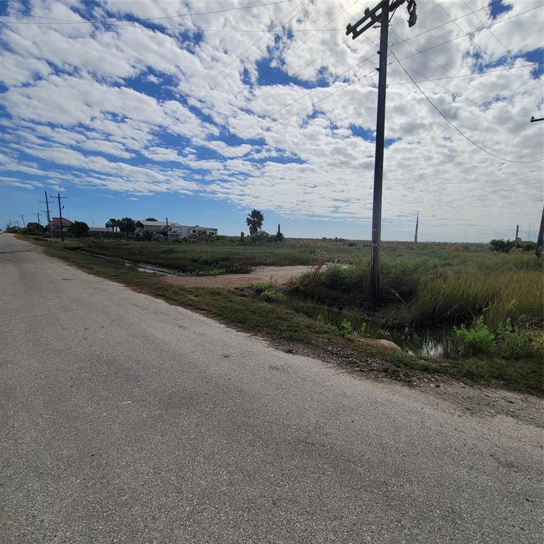 1287 N Monkhouse Drive, Port Bolivar, Texas image 11