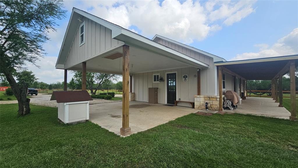 2144 Maler Road, Sealy, Texas image 11