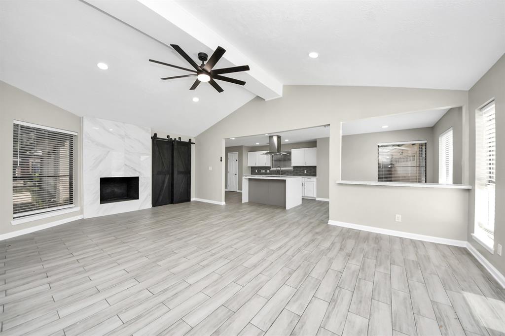 5109 Meadow Place Drive, La Porte, Texas image 8