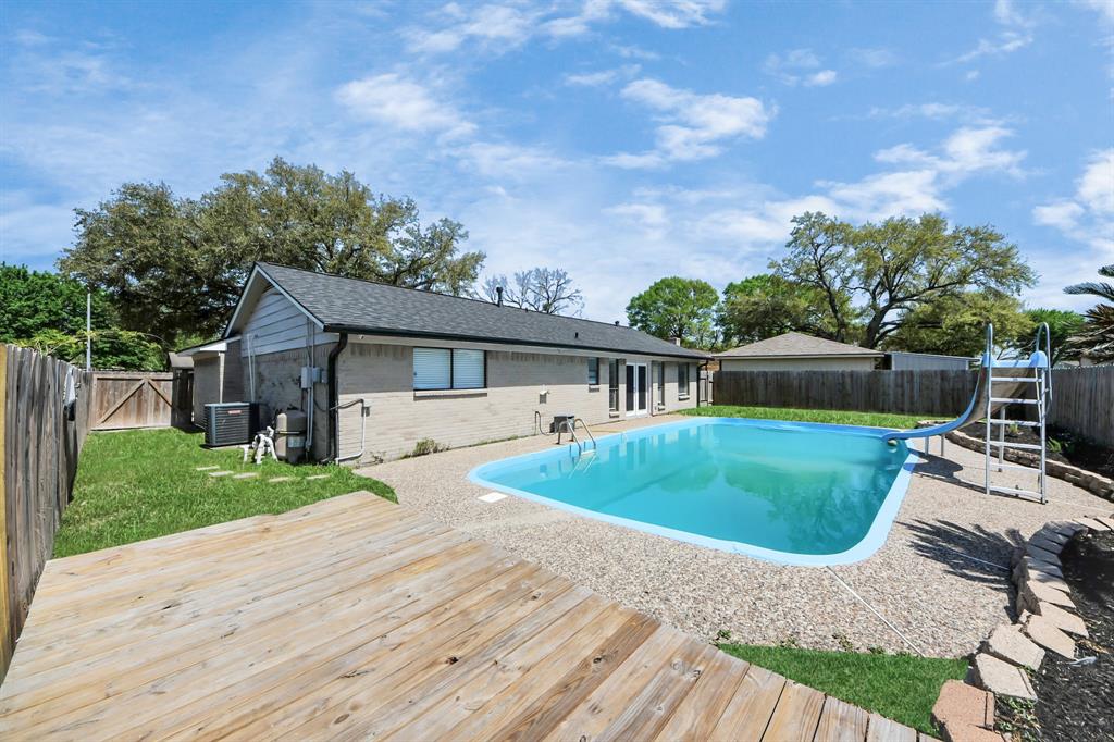 5109 Meadow Place Drive, La Porte, Texas image 34