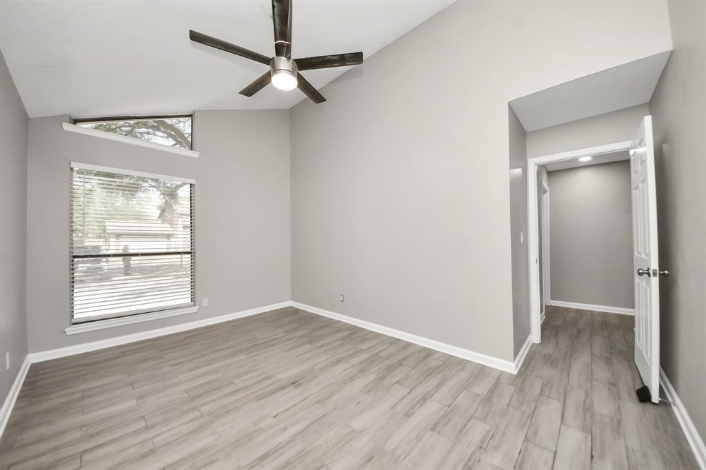 5109 Meadow Place Drive, La Porte, Texas image 21