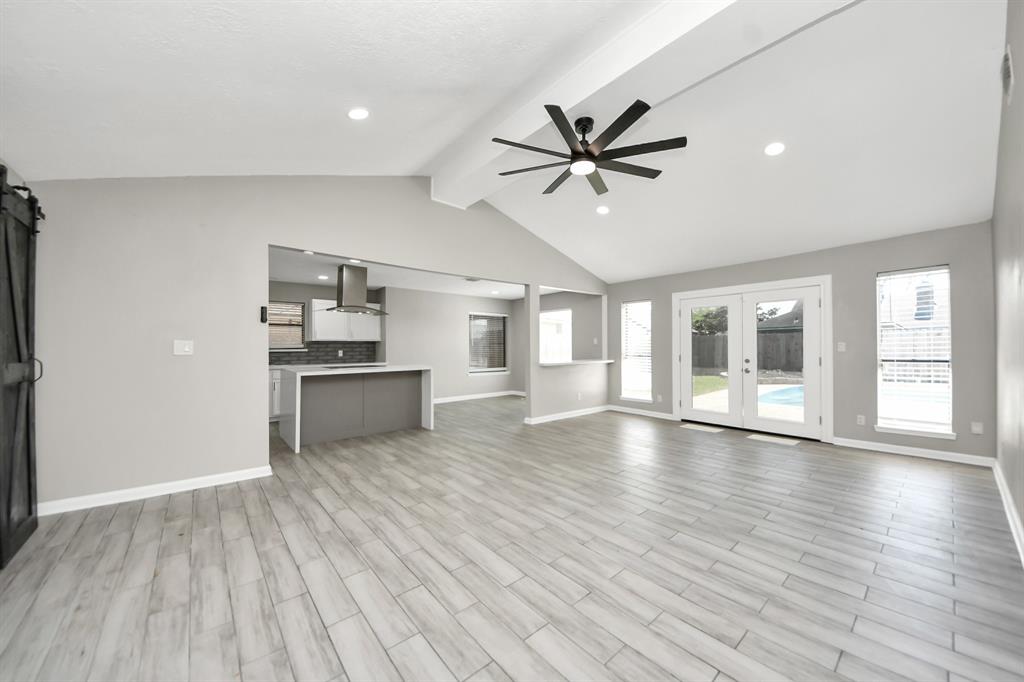 5109 Meadow Place Drive