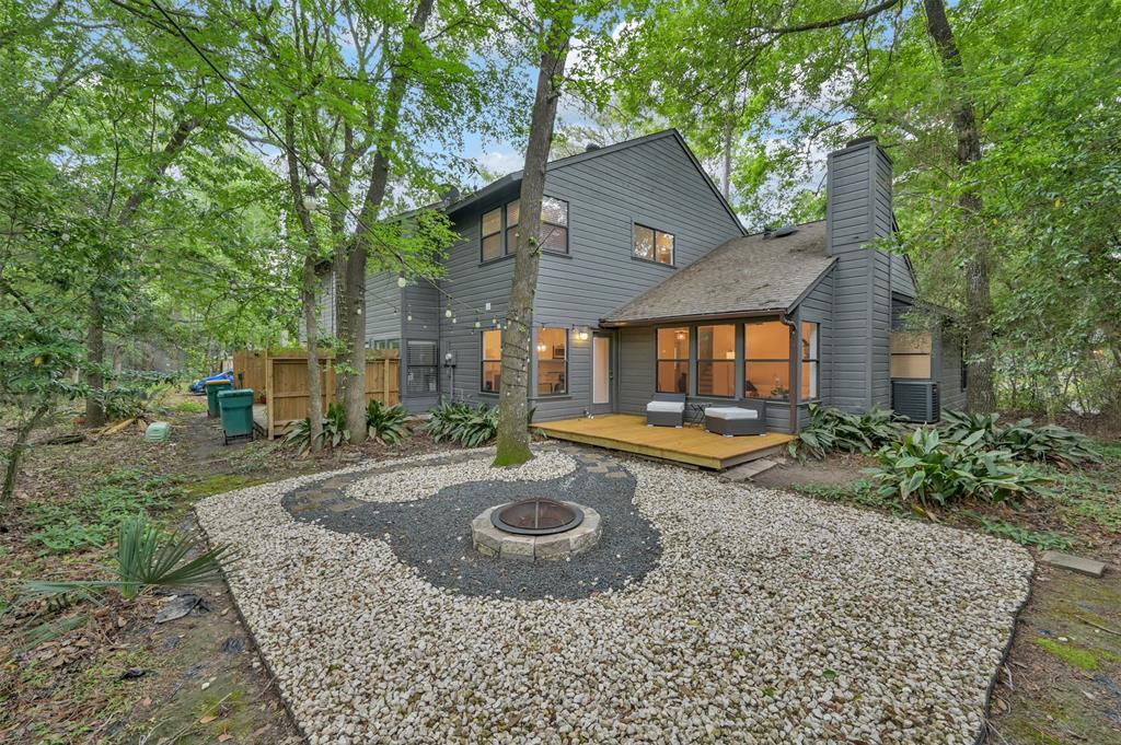 48 Sawmill Grove Lane, The Woodlands, Texas image 1