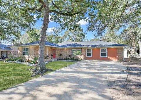 A home in Conroe