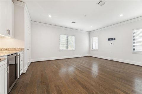 listing image 36