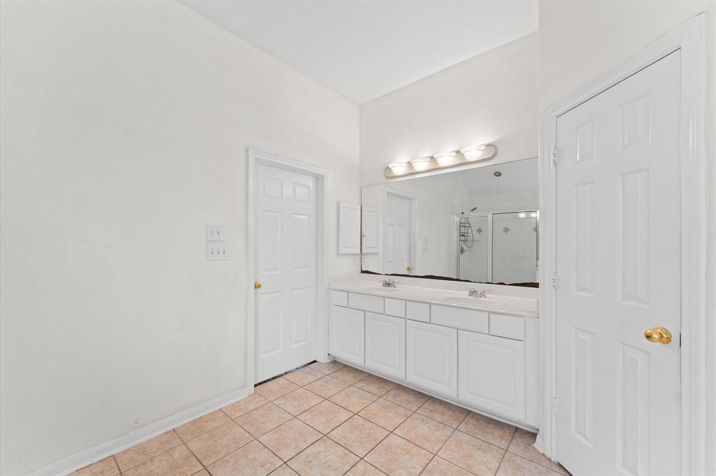 3303 Hickory Knoll Drive, Pearland, New Mexico image 25