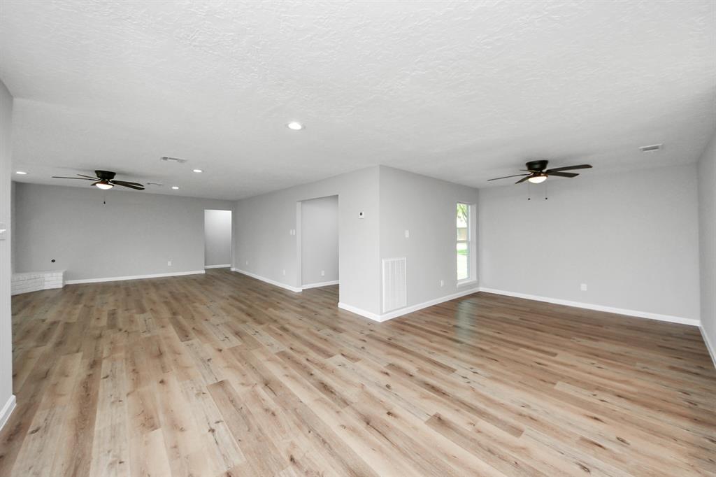 1914 Round Wind Trail, Crosby, Texas image 14