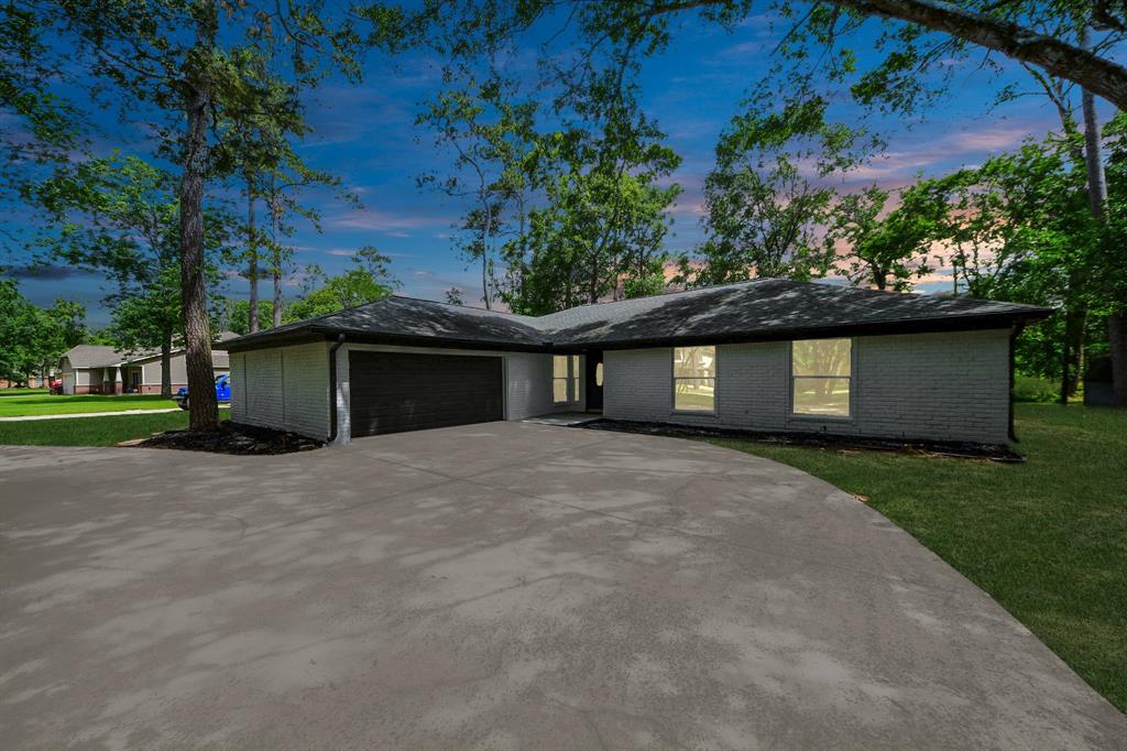 1914 Round Wind Trail, Crosby, Texas image 6