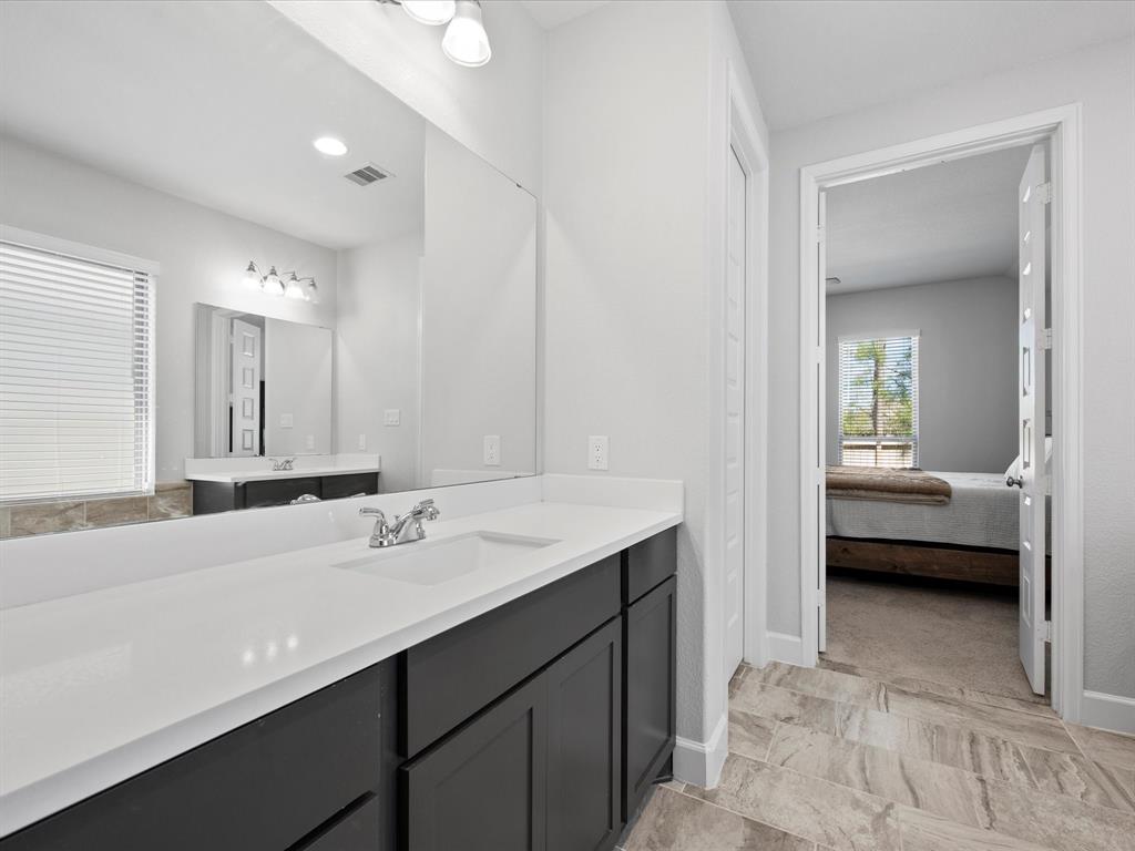 113 Dove Springs Court, Conroe, Texas image 14