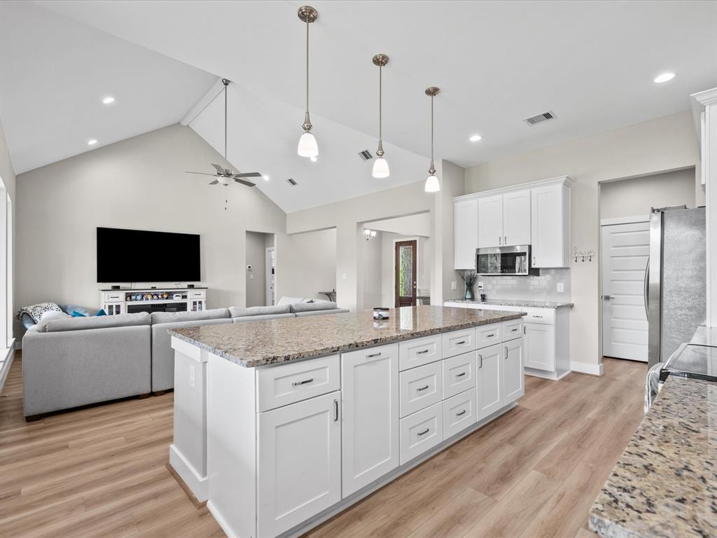 107 Road 6614, Dayton, Texas image 17