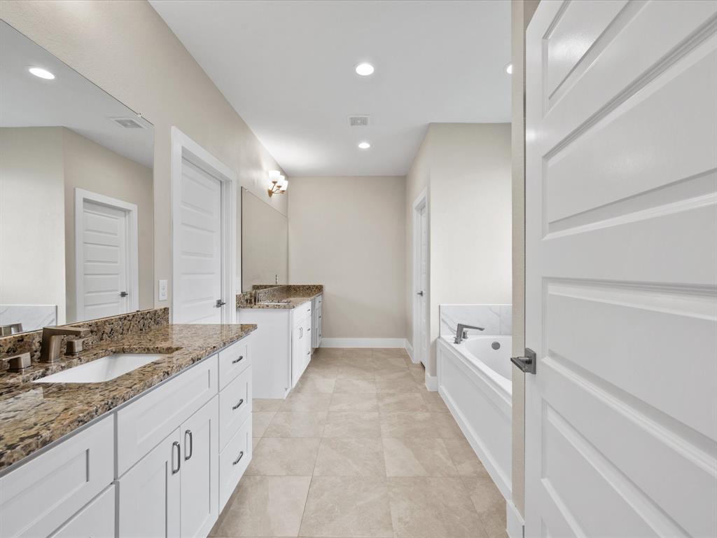 107 Road 6614, Dayton, Texas image 23
