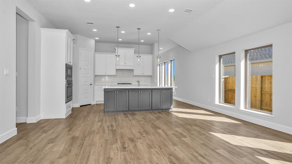 5815 Pink Coral Lane
