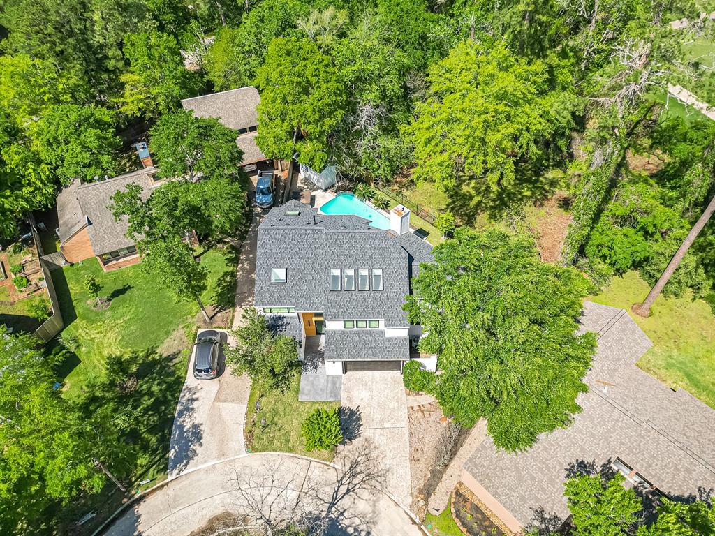 66 Lazy Lane, The Woodlands, Texas image 5