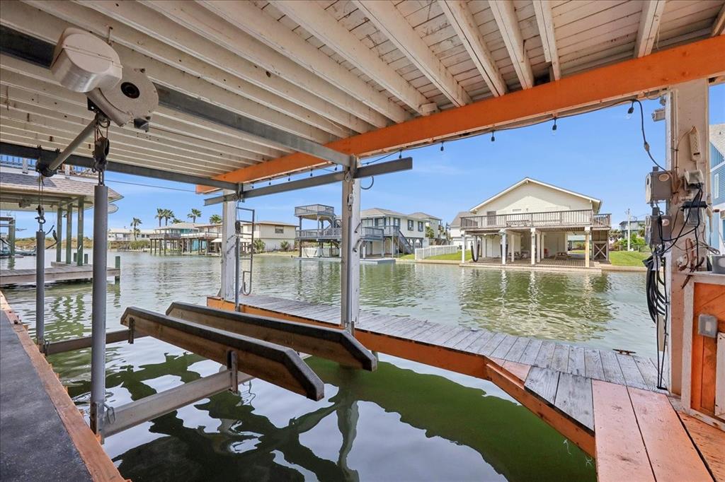 22922 Lunes Street, Galveston, Texas image 26