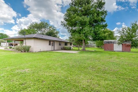 A home in Alvin