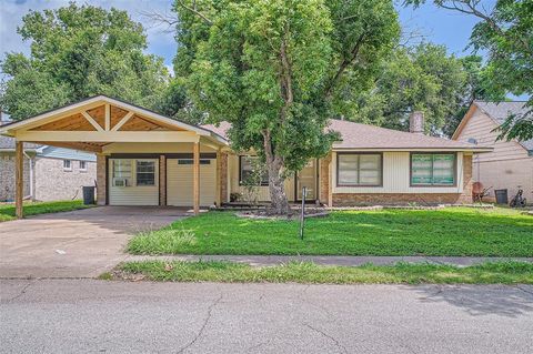 Single Family Residence in Deer Park TX 2405 Pickerton Drive.jpg