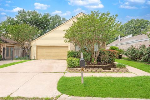 Single Family Residence in Houston TX 12606 Riva Ridge Lane.jpg