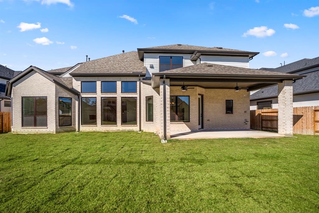 423 Venado View Court, Conroe, Texas image 37