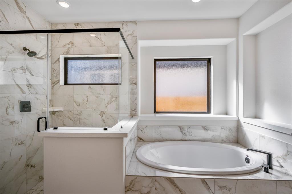 423 Venado View Court, Conroe, Texas image 19