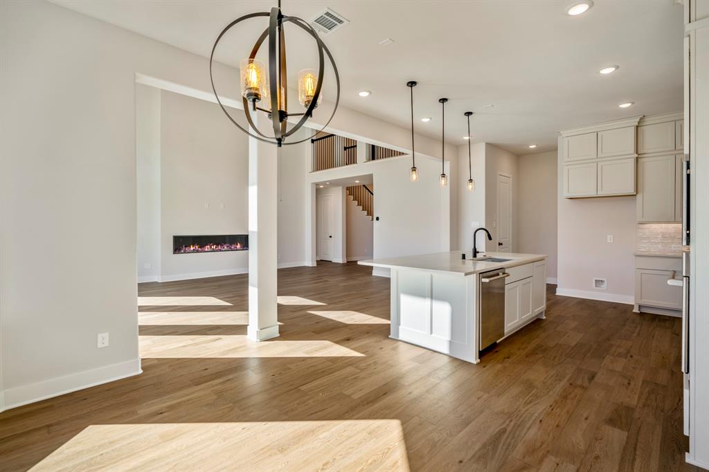 property-search 3 423 Venado View Court
