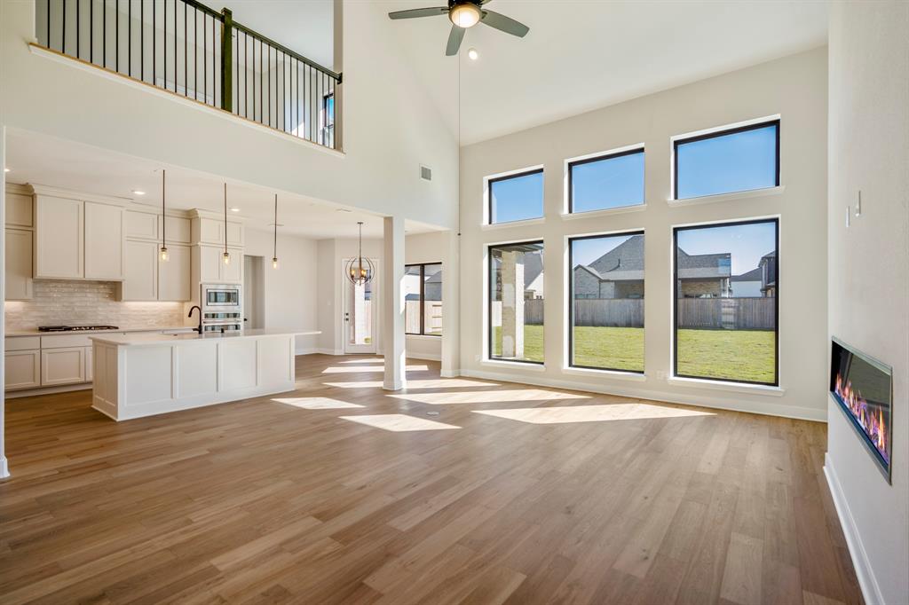 423 Venado View Court, Conroe, Texas image 10