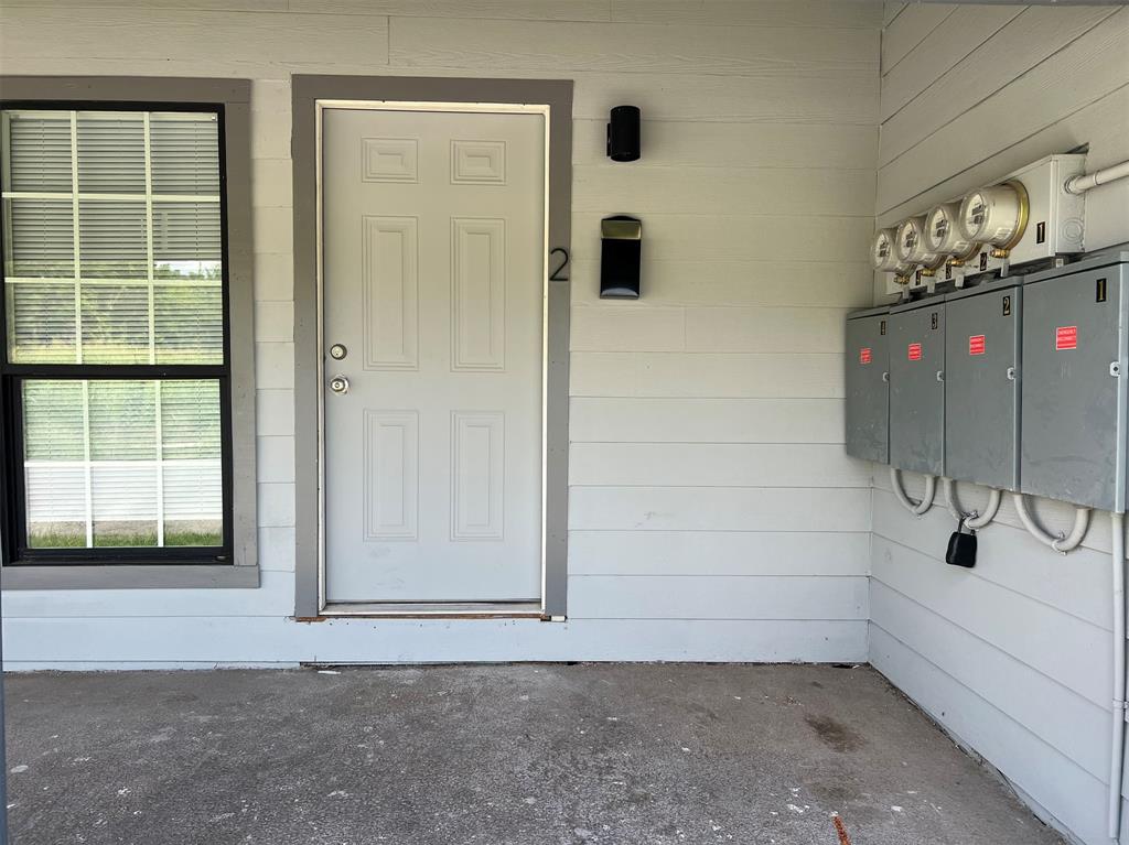 201 Eastwood Unit S2 Street 2