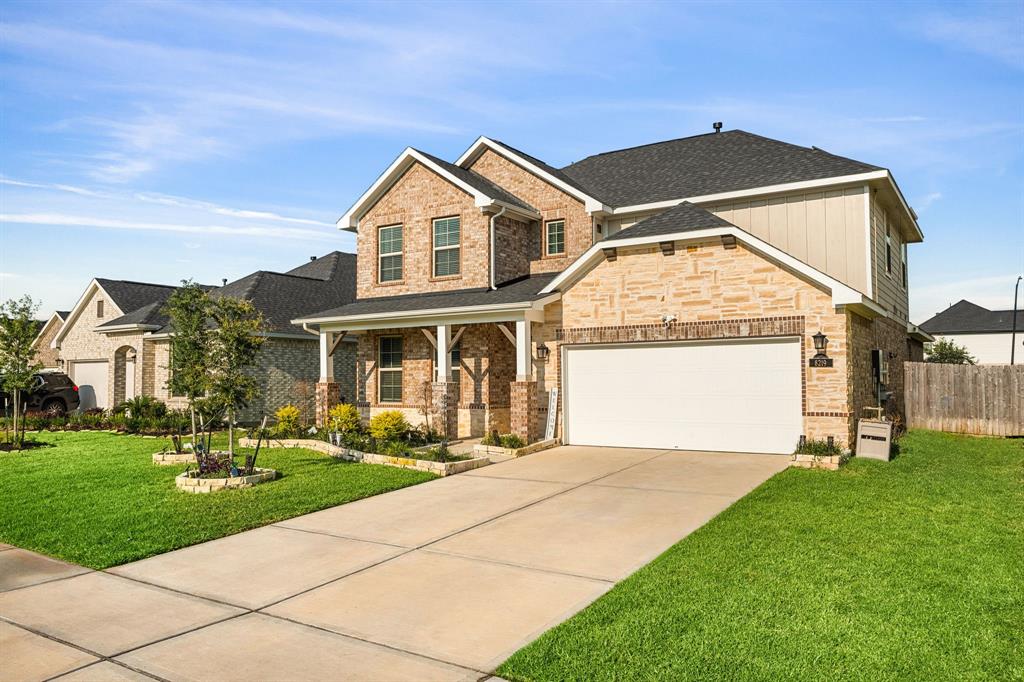 8219 Delta Down Drive, Fulshear, Texas image 44