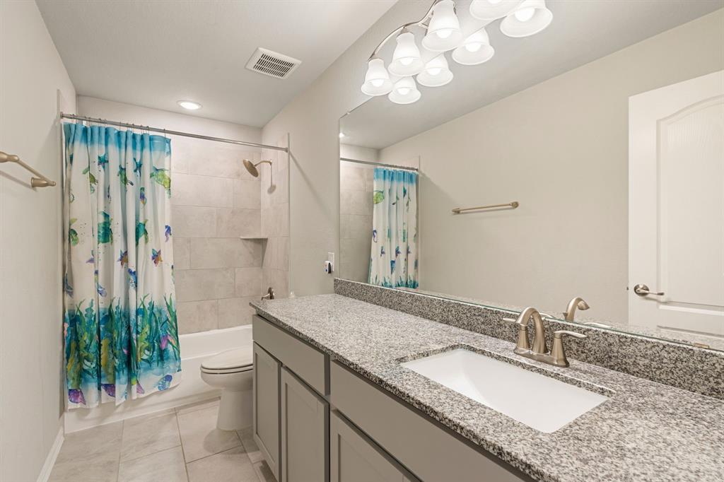 8219 Delta Down Drive, Fulshear, Texas image 30