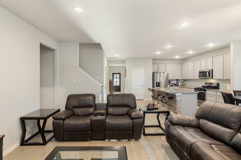 8219 Delta Down Drive, Fulshear, Texas image 12