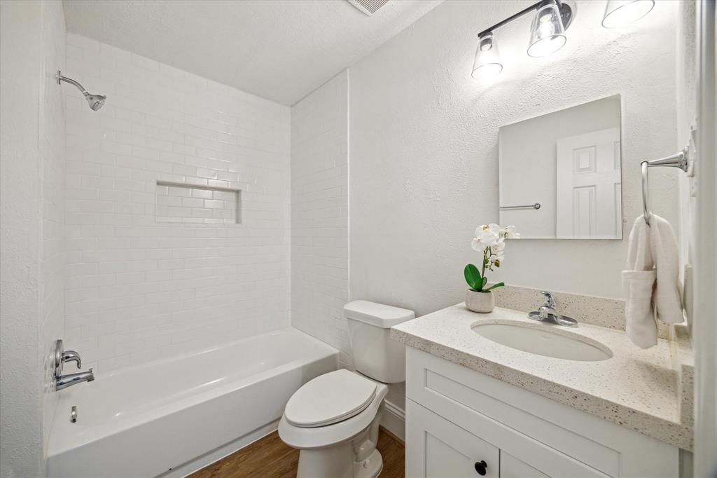 16314 Timber Valley Drive, Houston, Texas image 13