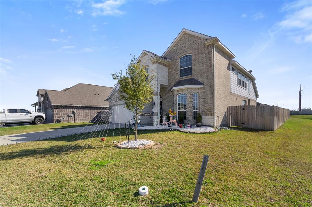 14102 Red River Drive, Baytown, Texas image 2