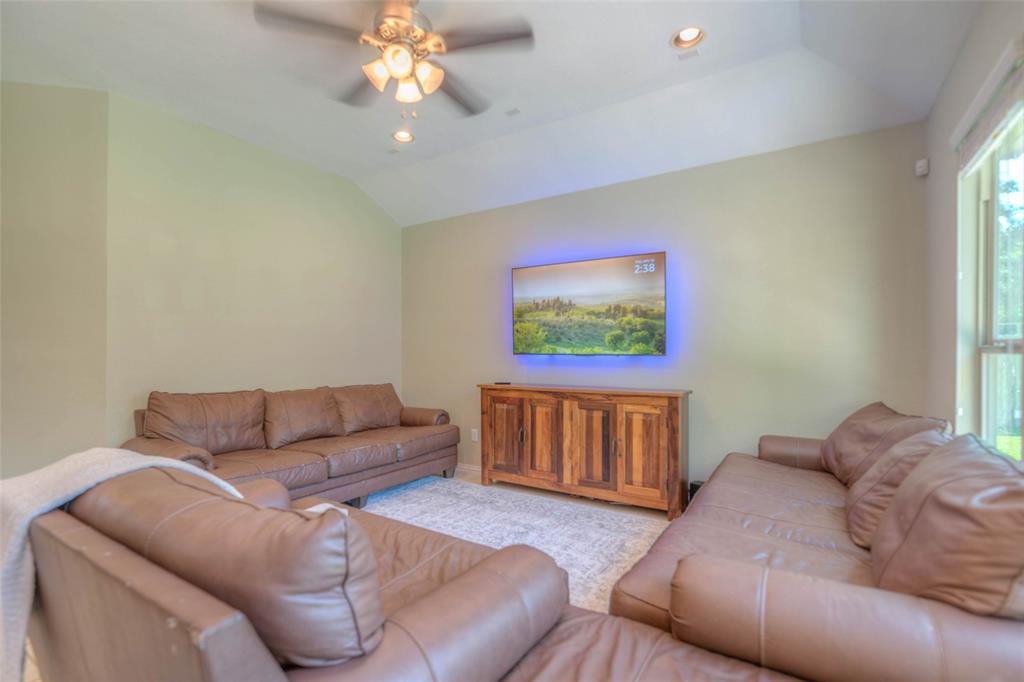 11438 Barbican Court, Conroe, Texas image 17