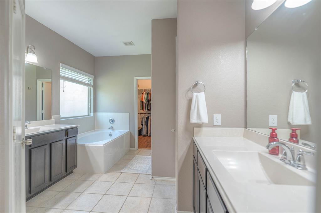 11438 Barbican Court, Conroe, Texas image 21