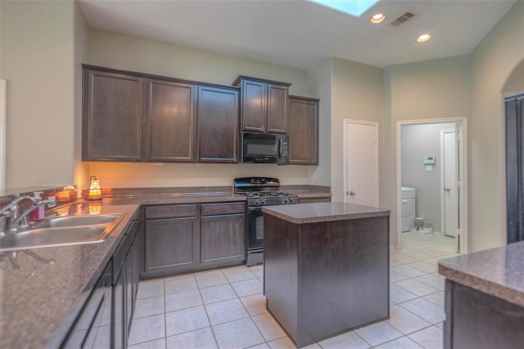11438 Barbican Court, Conroe, Texas image 12