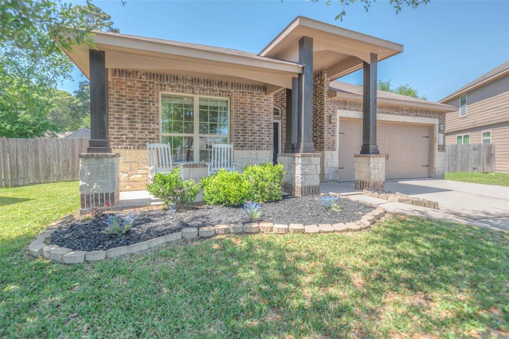 11438 Barbican Court, Conroe, Texas image 3
