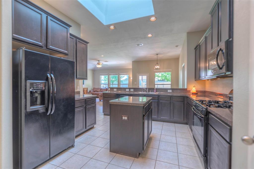 11438 Barbican Court, Conroe, Texas image 14