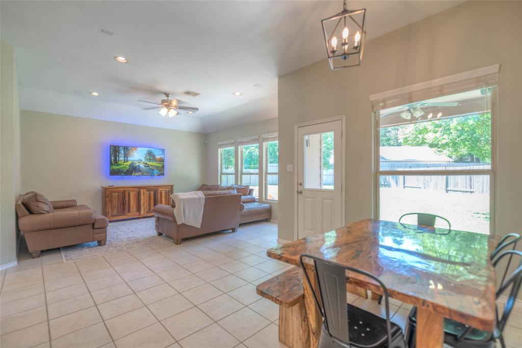 11438 Barbican Court, Conroe, Texas image 18