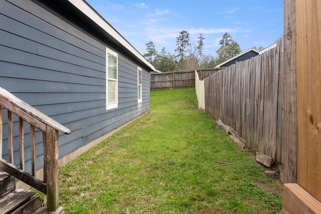 115 Varsity Drive, Huntsville, Texas image 3