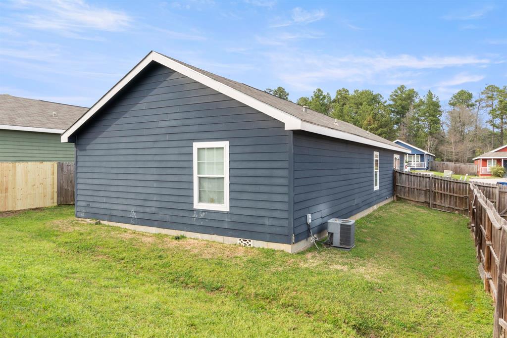 115 Varsity Drive, Huntsville, Texas image 5