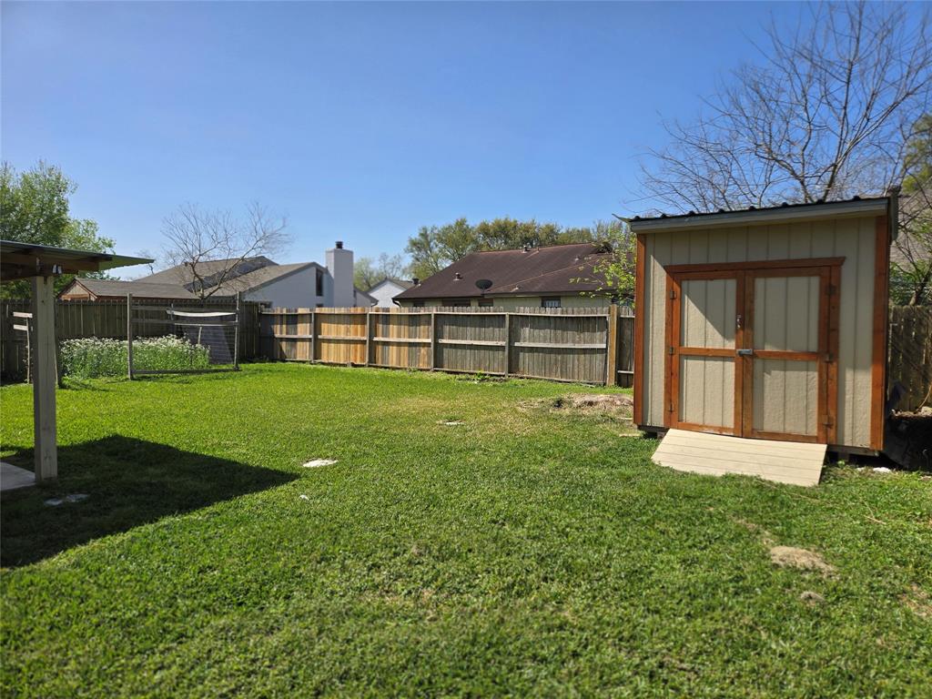 1922 Hammerwood Drive, Missouri City, Texas image 30