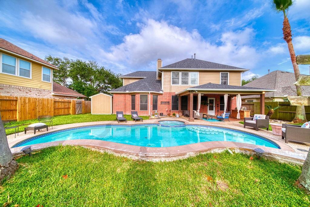 1114 Carriage Court, Seabrook, Texas image 33
