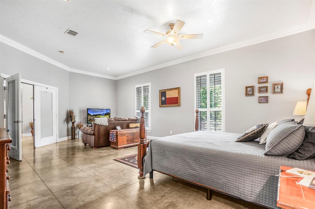 20547 Crosby Eastgate Road, Crosby, Texas image 12