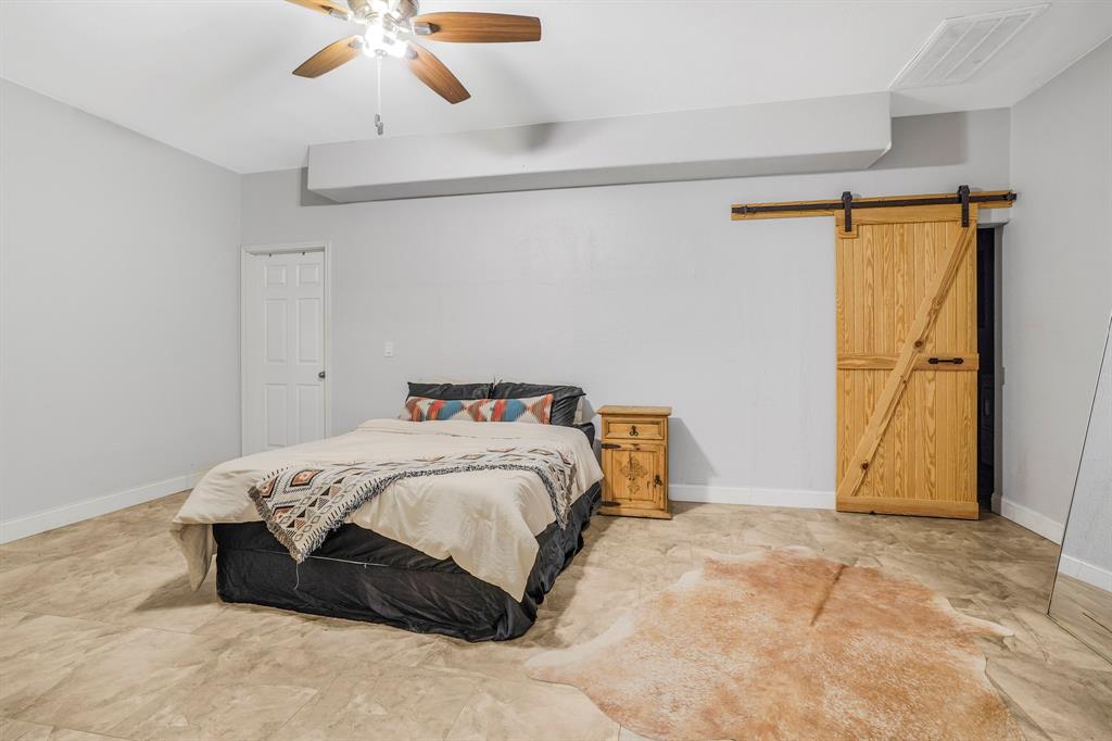 20547 Crosby Eastgate Road, Crosby, Texas image 37